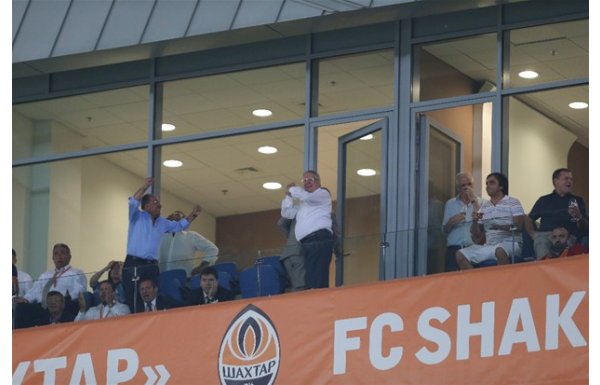 Aziz Yıldırım adeta yıkıldı