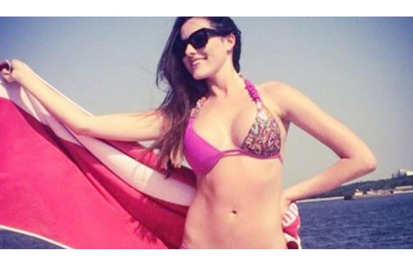 'Celia Jaunat Polonya futbolunun en seksi futbolcu eşi