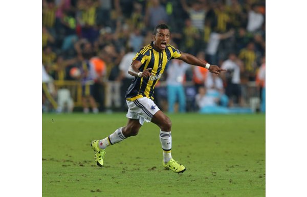 'O vücut bende olsa çıplak dolaşırım!'