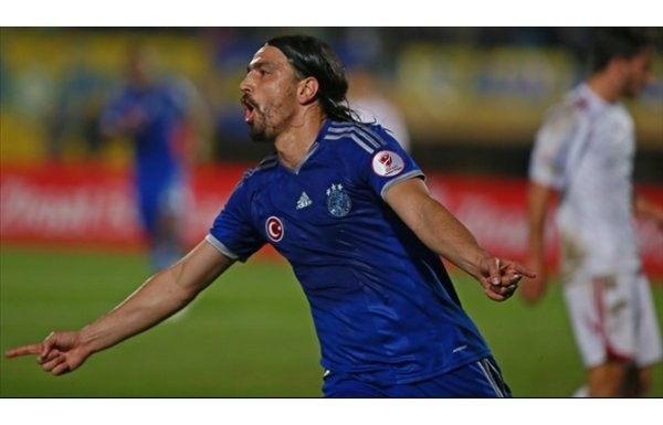 Fenerbahçe'de hangi futbolcu ne kadar kazanıyor?