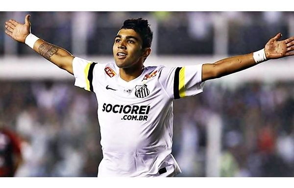 BU SEZON 19 MAÇTA 5 GOL ATTI