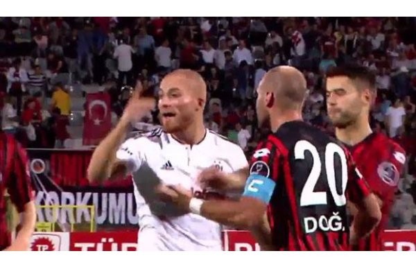 Gökhan & Doğa kavga etti
