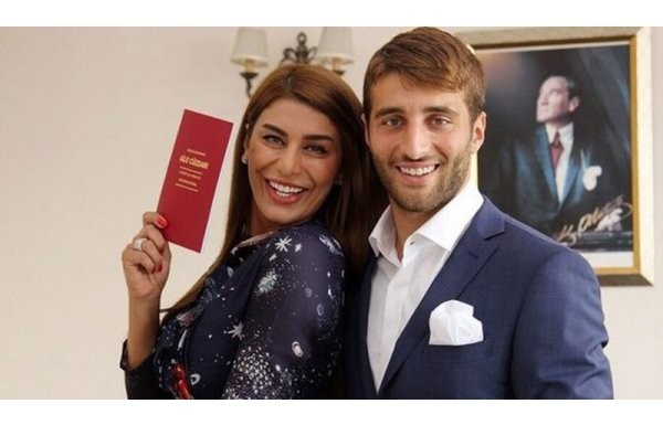 'Ebru Şancı evlendi