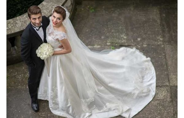 'İşte Ebru Şancının şato düğünü