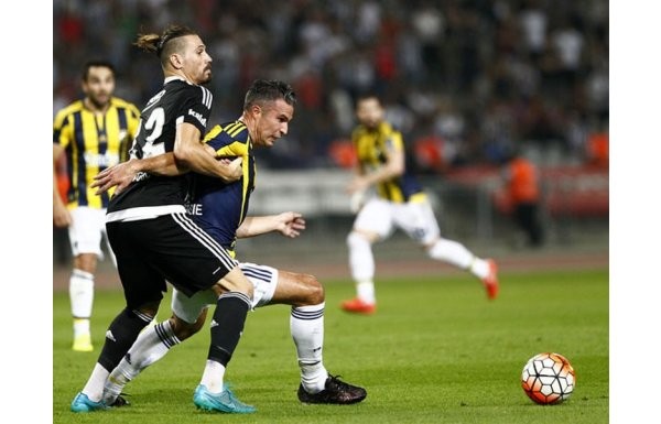 'Avrupa bunu konuşuyor! Van Persie...