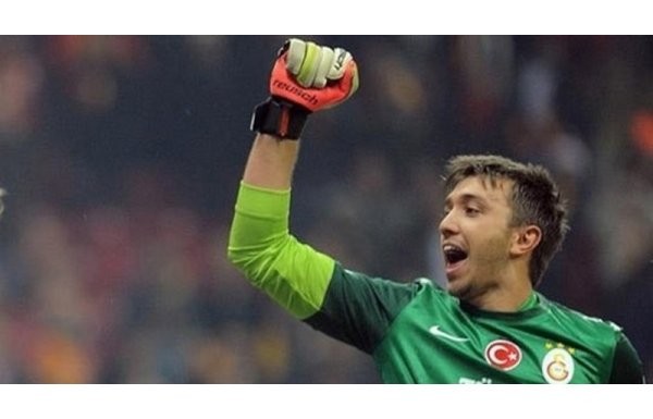 'Fernando Muslera'ya sosyal medyadan övgüler