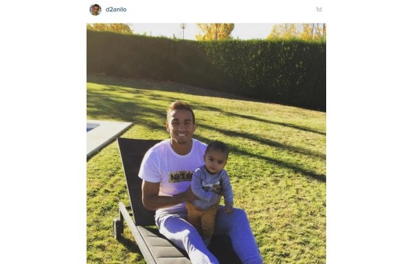 Sosyal medya günlüğü (30 Kasım 2015)