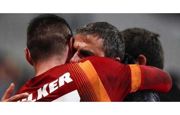 Hamzaoğlu ayrıldı, hıçkıra hıçkıra ağladı