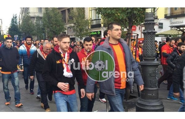 Galatasaray taraftarı Madrid sokaklarında