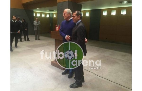 ''Mustafa Denizli şampiyon yap bizi'