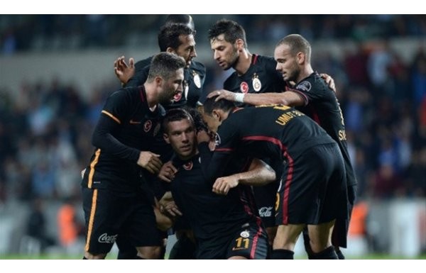 'Mustafa Denizli'nin yollayacağı oyuncular