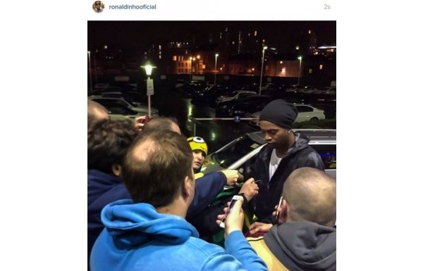 Sosyal medya günlüğü (17 Kasım 2015)