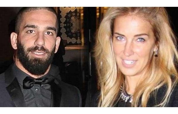 Arda Turan'dan Burcu Esmersoy'a şok