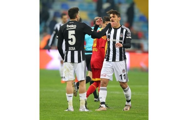 'Kayserispor - Beşiktaş maçı sosyal medyada