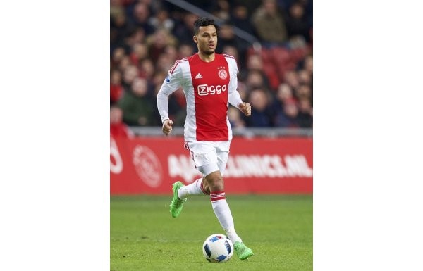 Ricardo van Rhijn, Lazio maçlarında oynayacak mı?