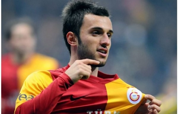 8 - Emre Çolak