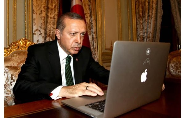 Cumhurbaşkanı Erdoğan yılın en iyi fotoğrafını seçti