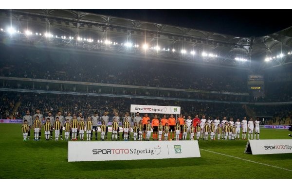 Fenerbahçe - Sivasspor maçının hakemi nasıldı?