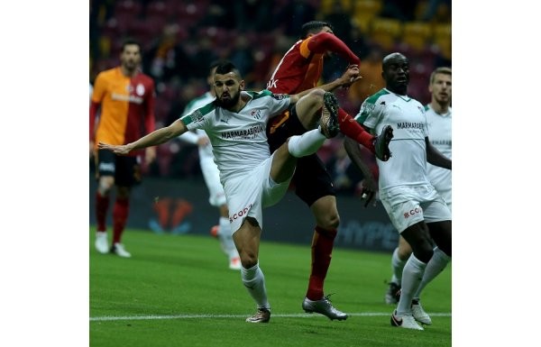 Galatasaray - Bursaspor maçı sosyal medyada