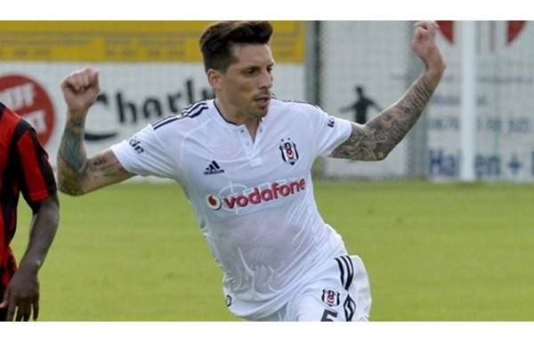 Beşiktaş - Galatasaray derbisinin en pahalı 10 futbolcusu