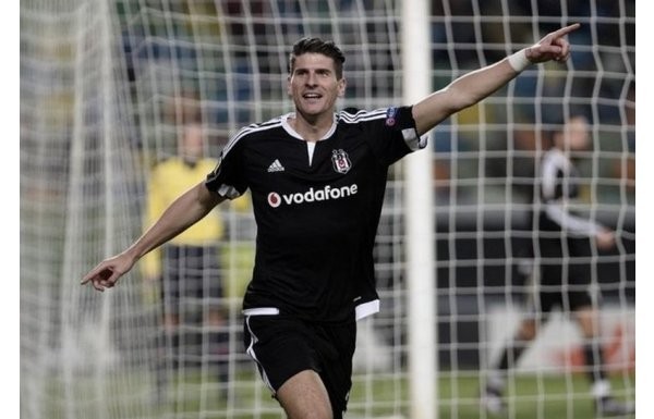 Mario Gomez fırtınası!