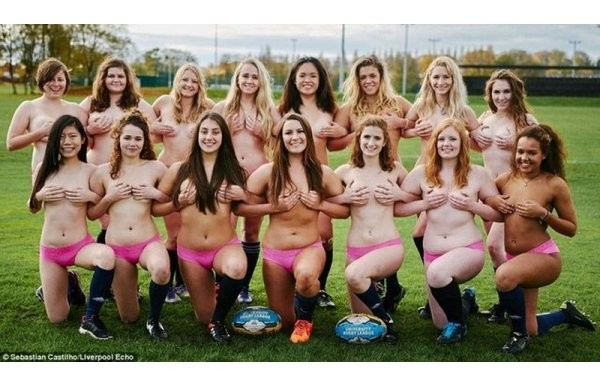 'Yardım için soyundular