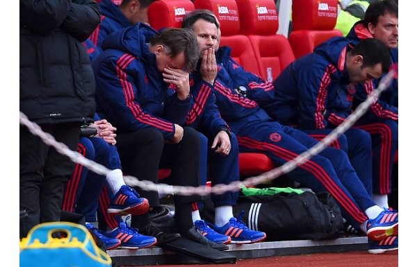 'Louis van Gaal'in yıkıldığı an