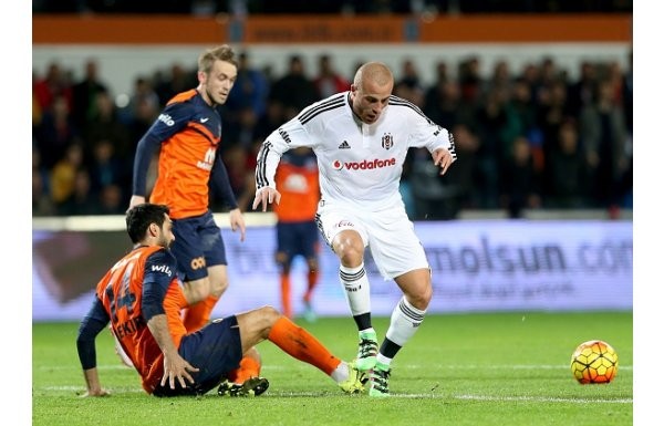 Başakşehir - Beşiktaş maçının hakemi nasıldı?
