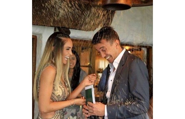 Yeni yıla evlenerek girdiniz. Tebrikler. Nasıl hissediyorsunuz kendinizi?