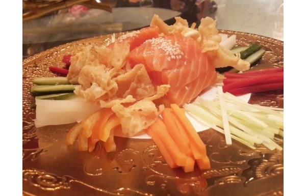 Burak Yılmaz ve Ersan Gülüm'ü bekleyen 16 garip Çin yemeği