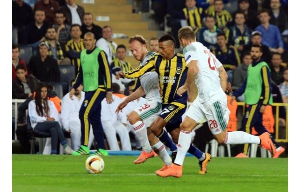 Fenerbahçe - Lokomotiv Moskova yorumları