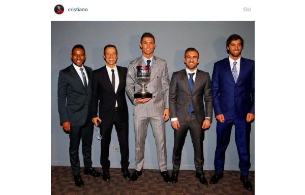 'Sosyal medya günlüğü (8 Şubat 2016)