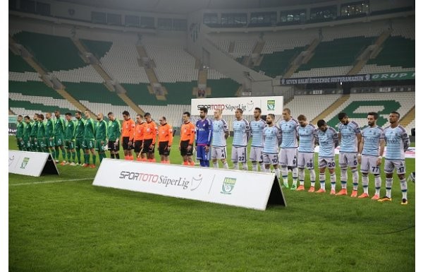 Bursaspor - Fenerbahçe maçının hakemi nasıldı?