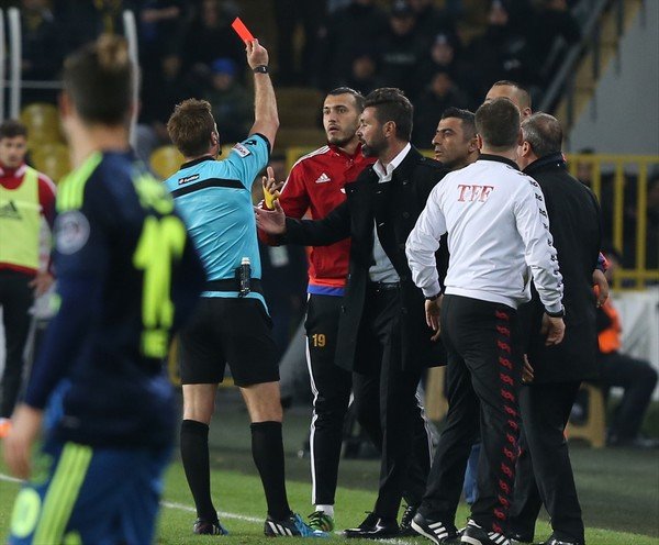 'Fenerbahçe - Kayserispor maçının hakemi nasıldı?