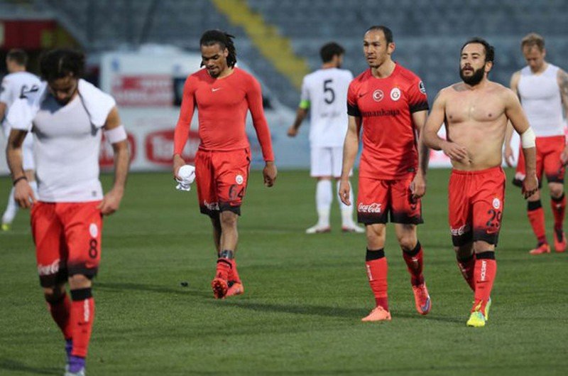 'Galatasaray'ın yeni teknik direktörü kim olacak?