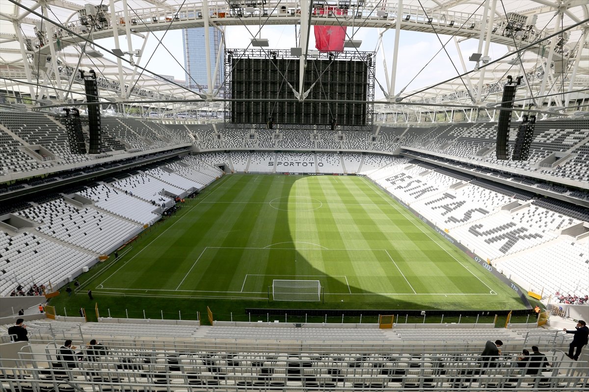 'Beşiktaş, Vodafone Arena'ya kavuştu