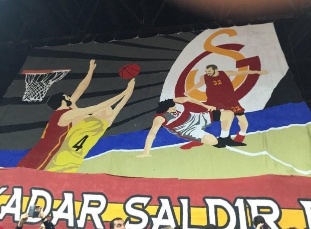 EuroCup finalinde yapılan koreografi