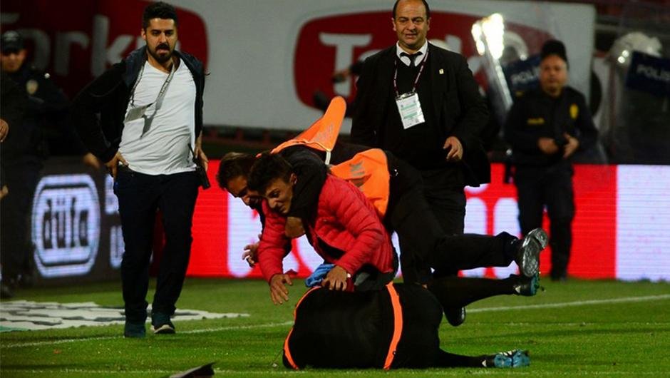 Trabzonspor - Fenerbahçe maçı Avrupa basınında