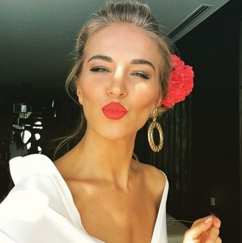 Burcu Esmersoy'dan şaşırtan fiyat taktiği