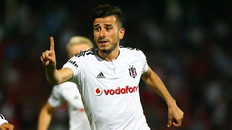 Oğuzhan Özyakup için sıra dışı transfer teklifi