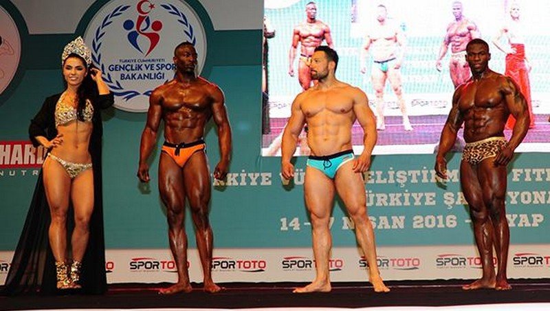 'Dünyanın en iyi vücutçuları Türkiye'de