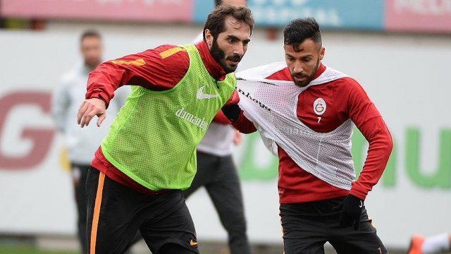 'Galatasaray'da oturarak 8 milyon lira kazandı