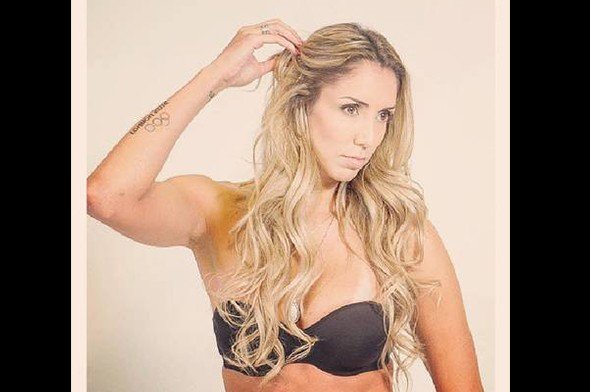 Güzel voleybolcu Thaisa Menezes Eczacıbaşı'nda