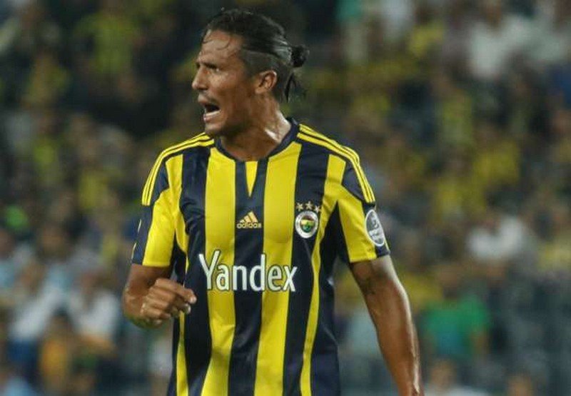 Fenerbahçeli oyuncunun sözleşmesi uzatılıyor