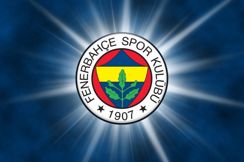 Fenerbahçe'nin ilk stoper adayı