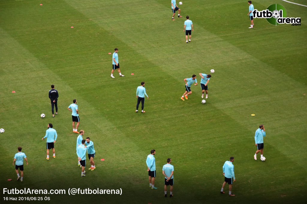 'Milli Takım, İspanya maçı öncesi son antrenmanını yaptı