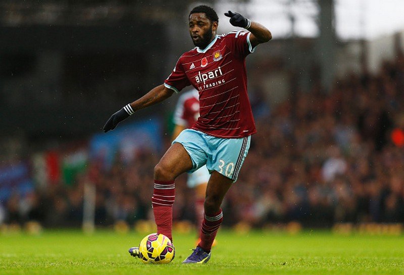 'Galatasaray'dan Alex Song sürprizi