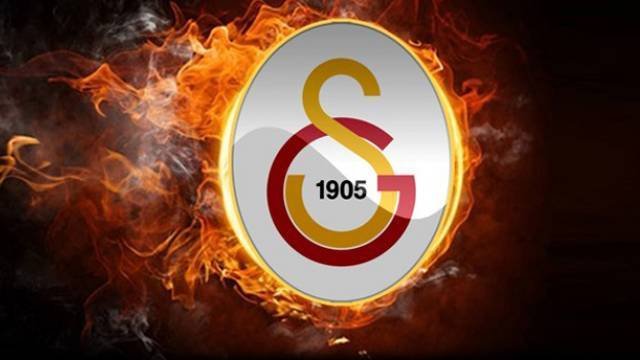 'Galatasaray stoper transferini bitiriyor