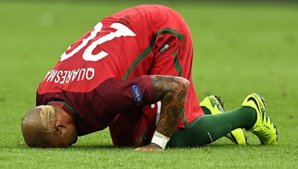 'Beşiktaşlı futbolculardan Quaresma'ya tebrik