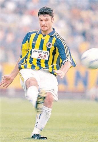 Alpay Özalan - Aston Villa - 9,00 milyon Euro